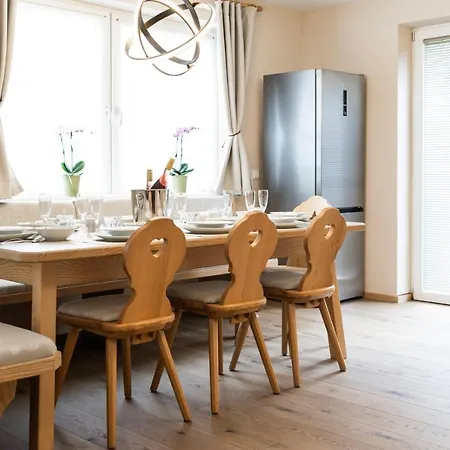 In - Out Nem Alpin *