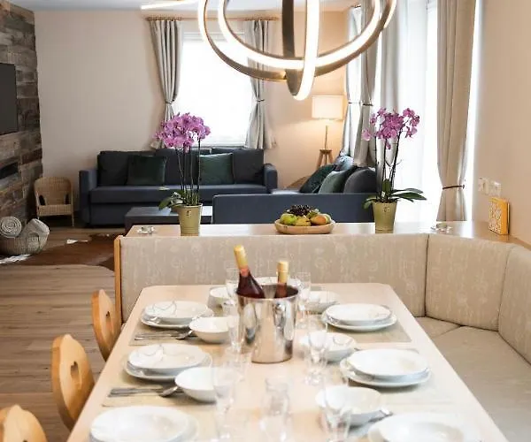 In - Out Nem Alpin * Schladming